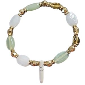 Goldtone and Green Beaded Stretch Bracelet